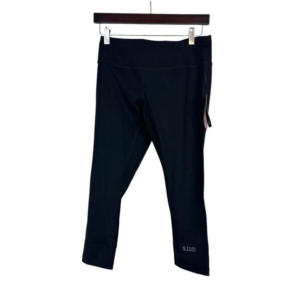 5.11 tactical PT-R Max Effort Capri back size Medium - Picture 1 of 7
